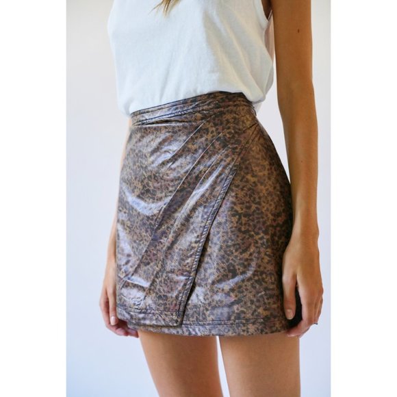 NWT Free People Printed Fake Out Faux Wrap Skirt / Dark Combo - Picture 2 of 5